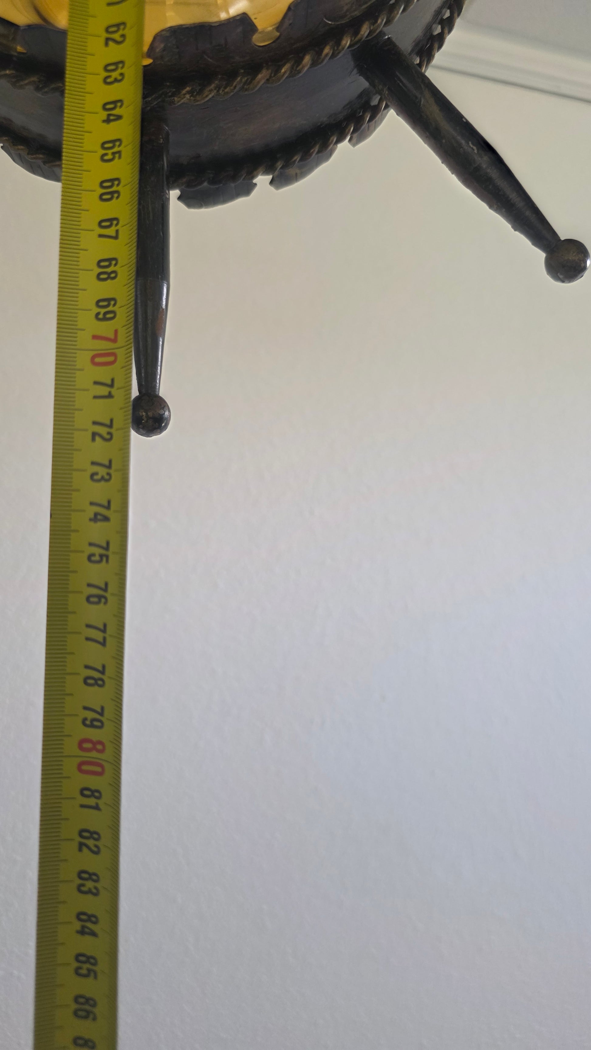 H121