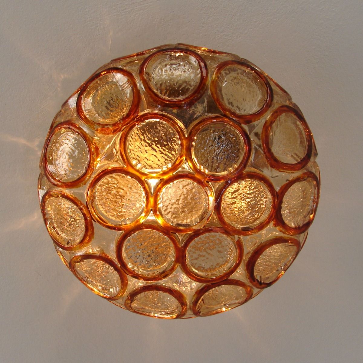 P004