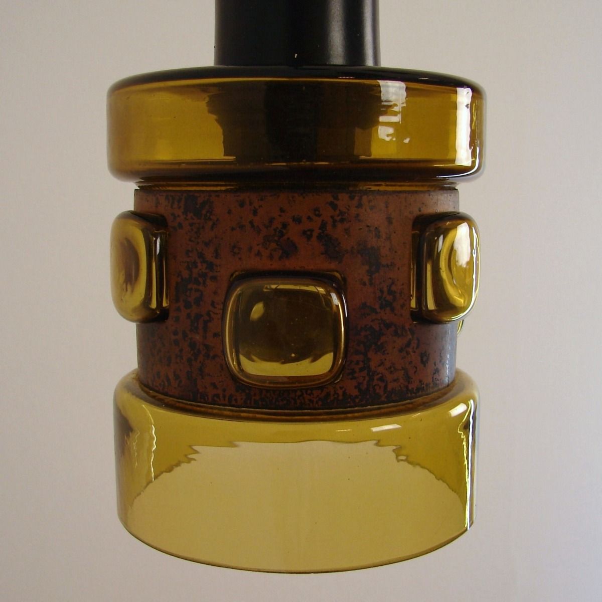 H020