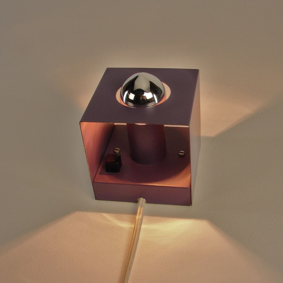Wandlamp | Jaren 70 | Metaal | Gelakt