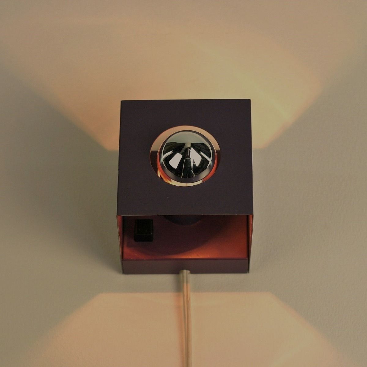 Wandlamp | Jaren 70 | Metaal | Gelakt