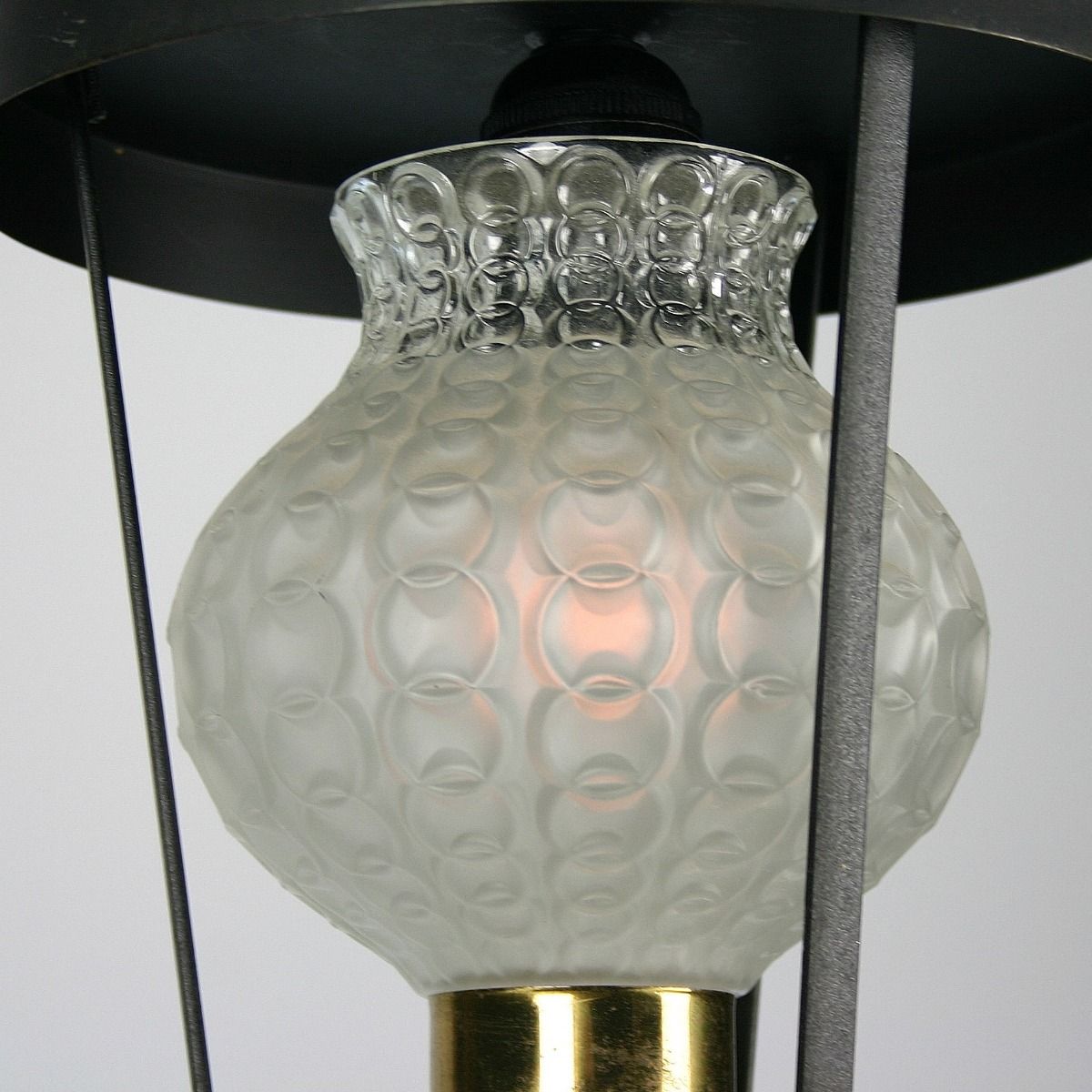 H050