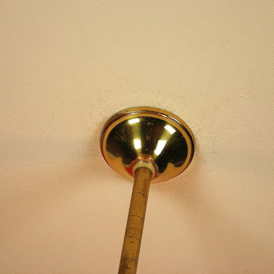 H052
