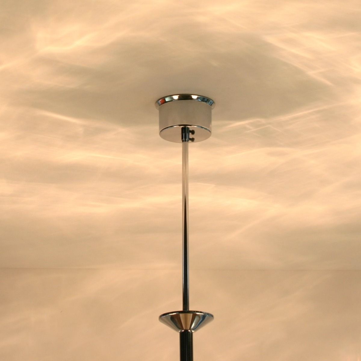 H054