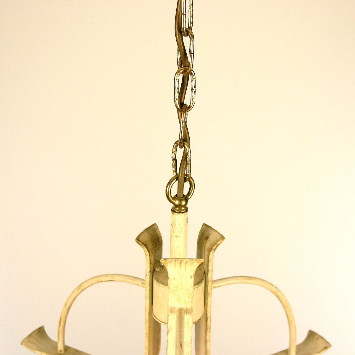 H056