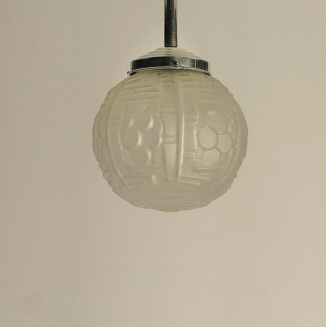 H057