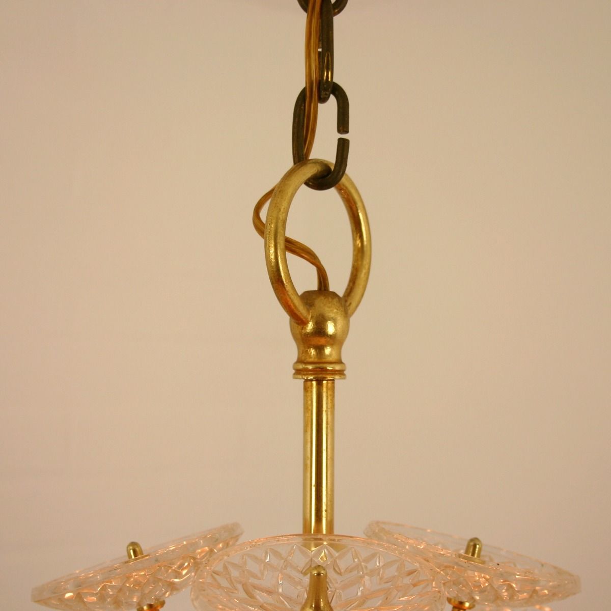 H002
