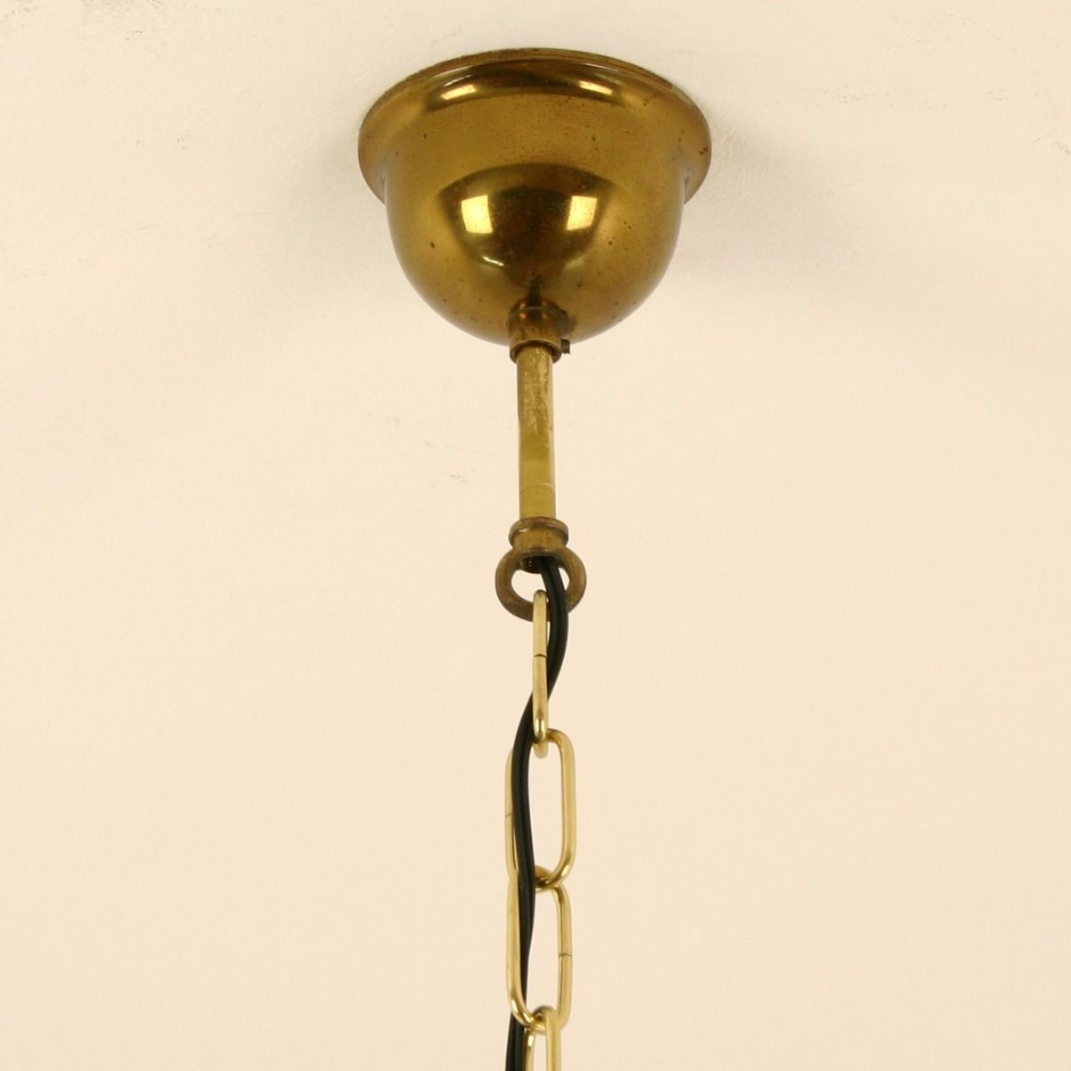 H003