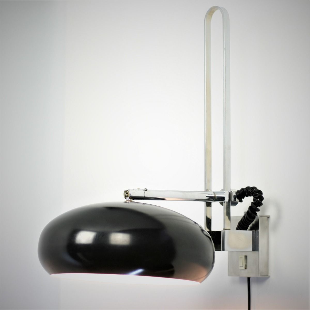 Bauhaus stijl chromen wandlamp | Metaal